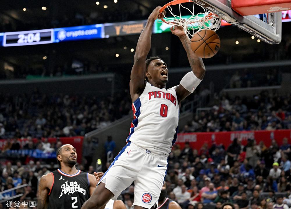 万名观众 万名观众