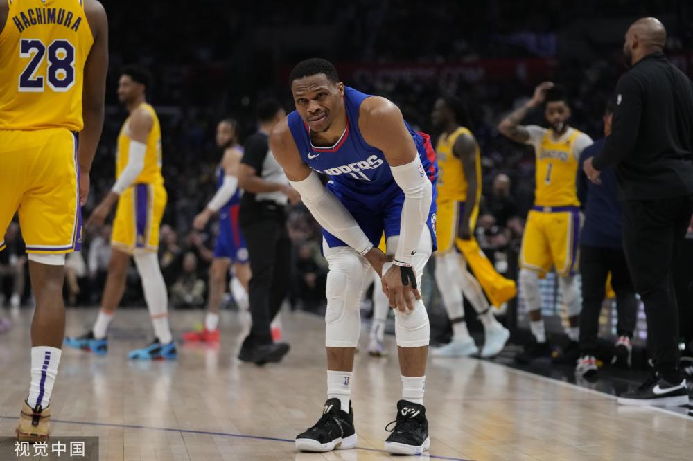 更是在为球 更是在为球